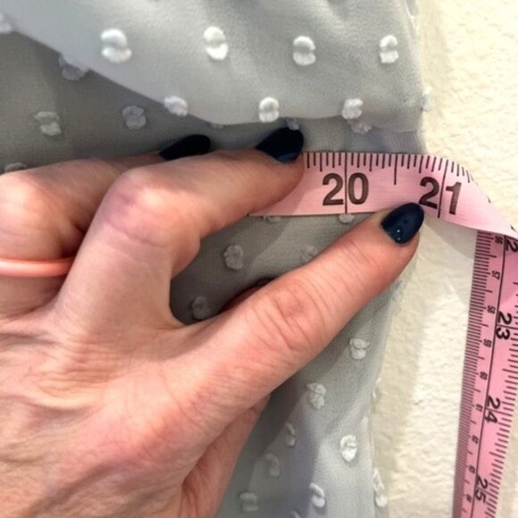 J. Crew Ruffle Front Blouse in Clip Swiss Dot Light Green Size 6 Office Teacher - Picture 12 of 12